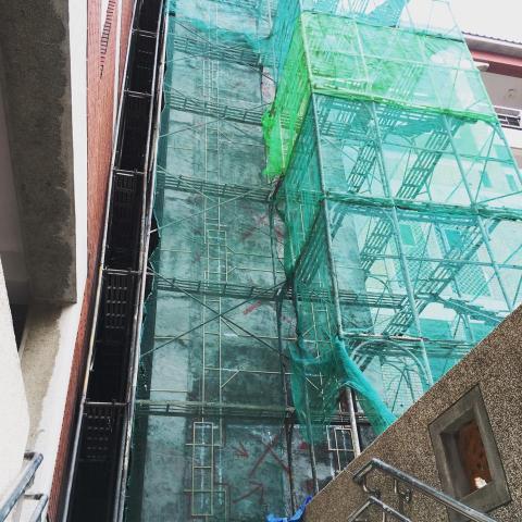 陳師父泥作工程行 - 電梯外牆新建