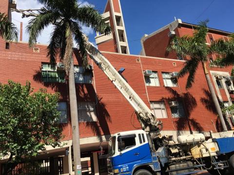 陳師父泥作工程行 - 大樓修補灌漿