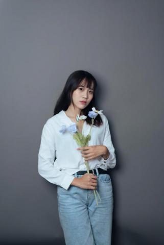 方婕 - 棚拍形象照