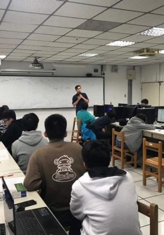 C.Sung - 台北市立松山工農資訊科 JAVA後端開發課程教師
