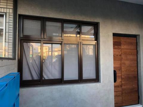 藝豐油漆工程行 - 使用後製清水模拉皮，磁磚無膨脹不用打除