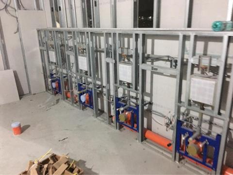 凱李 - 公用廁所施工