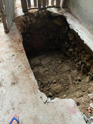 廣誠 - 挖化糞池