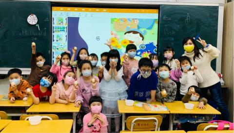 Connie Tseng - 雙語小學英語課程