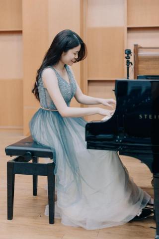 「鋼琴」專屬家教 俐寧老師 - 