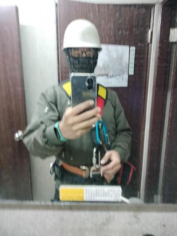 宇辰矽利康工程行 - 浴室鏡子安裝