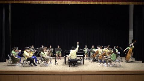 嚴聖惟 - 2021年12月7日，於武陵高中美育館演藝廳發表管弦樂曲【Overture】