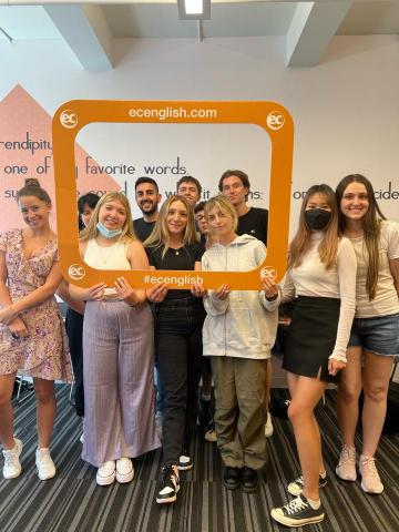 黃亭瑄 - 紐約語言學校結業