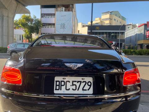 Mi car 愛車驛站🚗 -  Mi car 愛車驛站🚗 -