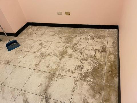 黃米琪 - 臥室清潔前