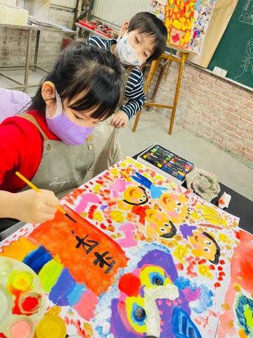 Jenny&rsquo;s Studio - 