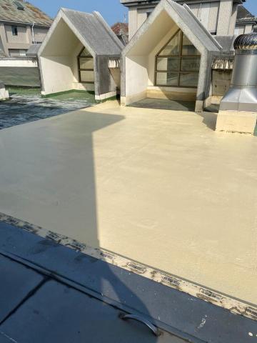 允久實業有限公司 - 屏東，冬山河大樓，防水工程施工後