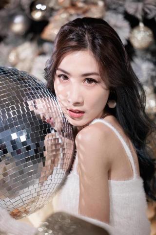 Ning Chen - 個人主題寫真，可預約個人彩妝服務 ! 為您設計具有具有個人特色的妝髮 !