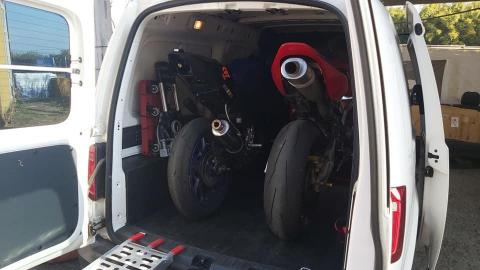 小柏一人託運 - 一次最多兩台