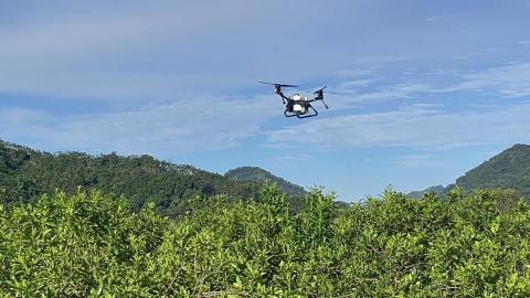 飛耀農業科技有限公司 - 果樹噴灑