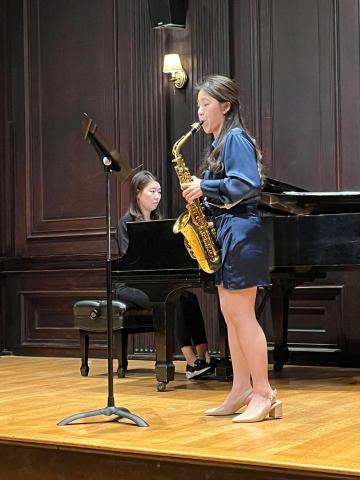 🇺🇸留美| 薩克斯風、鋼琴、英文教學| 林口、龜山 - 美國音樂院，碩士個人畢業音樂會