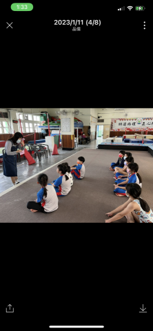 張瓊方 - 在體操館上英文社團的課