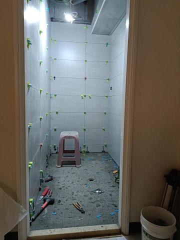 大台中浴缸拆除磁磚修復工程 - 浴室磁磚