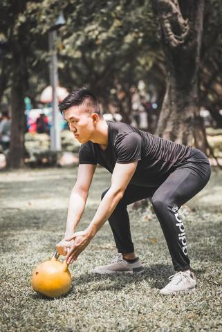 Blake 格鬥/重訓/花式壺鈴教練 -  Blake 格鬥/重訓/花式壺鈴教練 -