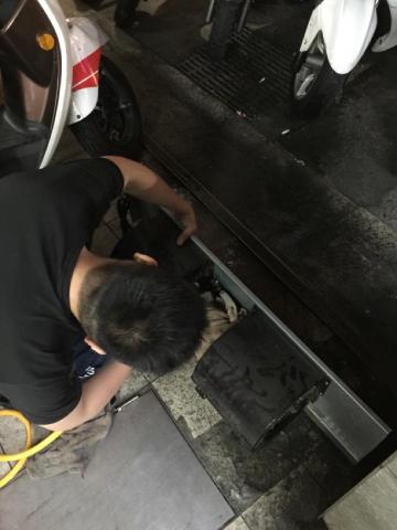 潔淨屋家電居家清潔 - 吊隱式冷氣清潔