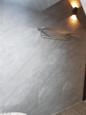 陳鵑兒 - 黃山石壁磚30*60