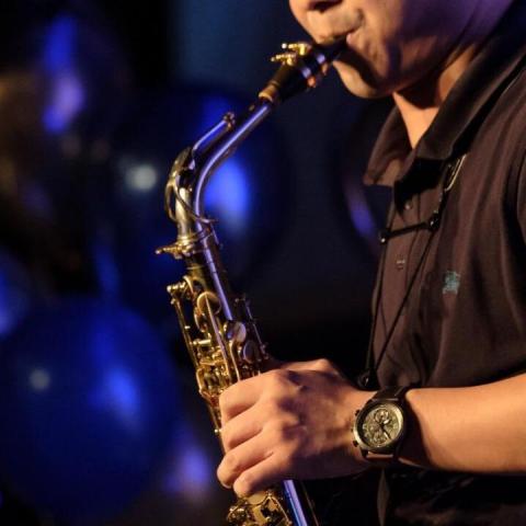 提供音樂班服務的專家林孟緻