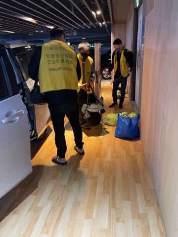 潔淨屋家電居家清潔 - 新大樓裝潢樓細清進場中