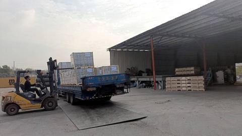 小芬芬貨櫃貨運有限公司 - 