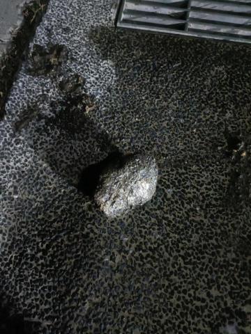 富予工程行 - 排水管內石頭清除