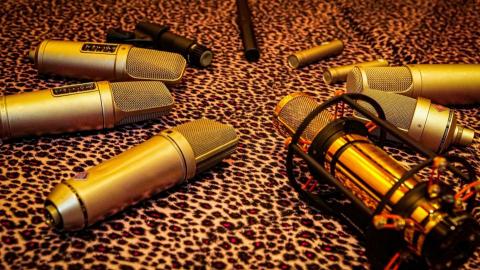 金魚數位影音 - 金魚數位影音Studio-A的眾多麥克風