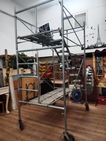 穩事達實業社 - 新北市三重區仁華街(天花板燈座、燈管更換) 穩事達實業社 - 新北市三重區仁華街(天花板燈座、燈管更換)