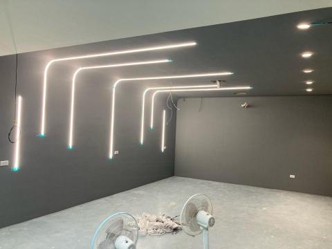 許瑞麟 - 線型燈安裝 許瑞麟 - 線型燈安裝