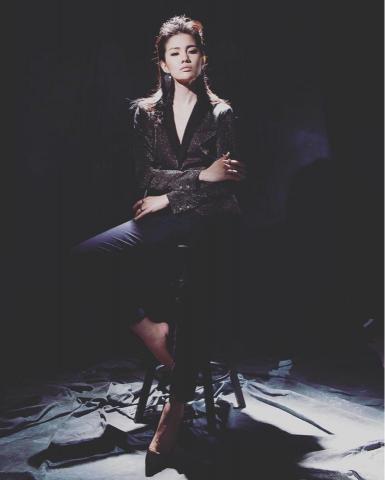 羅伊攝錄影像工作室 - 服裝