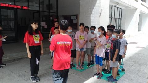 林秋君 - 帶領團康活動