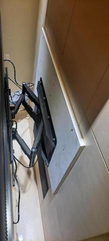 呂建沐 - sony 65吋 懸臂架安裝 呂建沐 - sony 65吋 懸臂架安裝