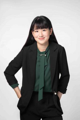 提供18h韓漫服務的專家君儀Esther