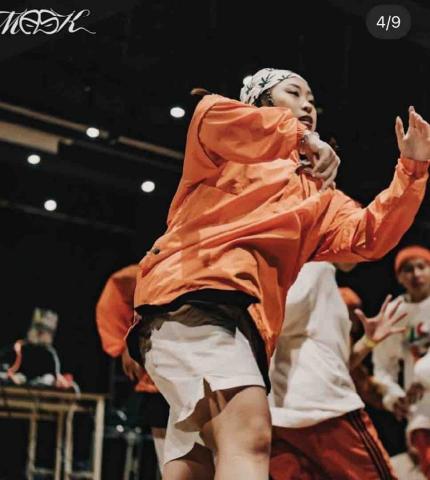 提供mv跳舞服務的專家Rong 99