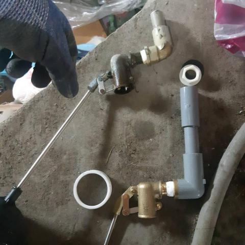 翔賀 居家水電修繕 - 水塔浮球閥更換、專利龍口彎