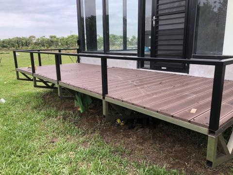 吳忠瑋 - 環塑木平台