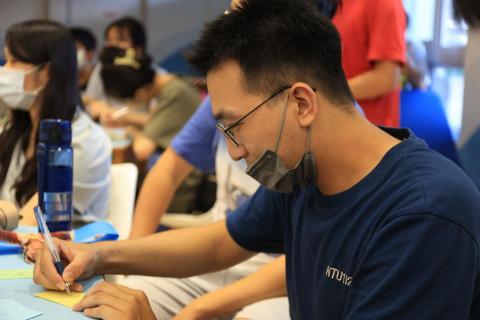 李昱廷 - 台大慈幼社