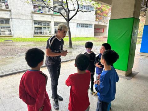 Soccer Star 足球俱樂部 - 國小足球