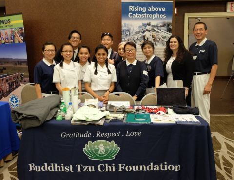 彥寧YenNing - 紐約 慈濟聯合國小組青少年代表
1) 參與一年一度的永續發展高階政治論壇, 學習當今SDG議題
2) 和各國NGO代表交流, 分享與學習彼此的慈善環保志業
3) 到美國及台灣各慈濟分會, 校園分享SDG永續發展目標的重要性