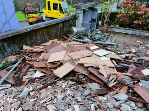 品瀚拆除工程 - 直潭別墅拆除垃圾