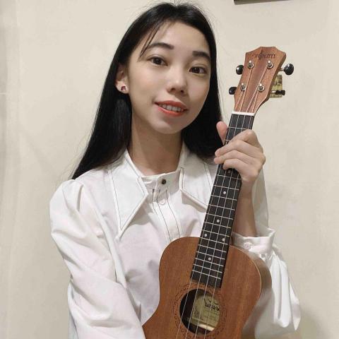 提供yamaha音樂教室服務的專家簡信加