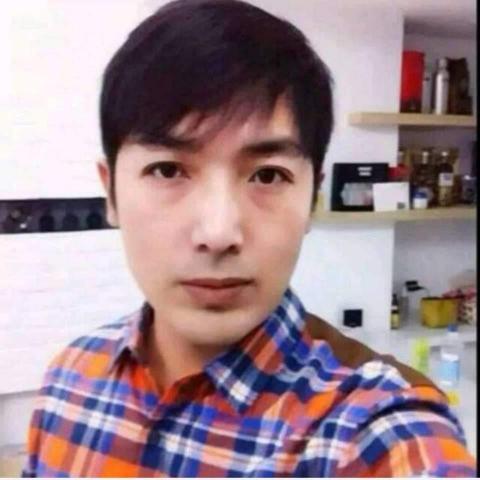 提供包車旅遊高雄服務的專家楊豐嚀