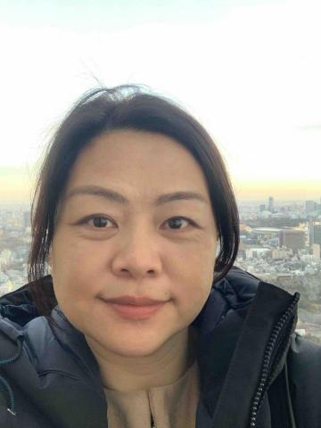 提供同步口譯服務的專家fumiko