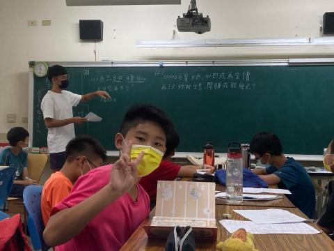 李若寧 - 國小帶班教學的照片