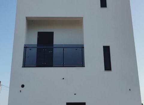 晉英企業社 - 陽台欄杆+五金玻璃對夾
5灰+5光防水透膜膠合玻璃 晉英企業社 - 陽台欄杆+五金玻璃對夾
5灰+5光防水透膜膠合玻璃