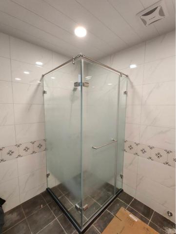 晉英企業社 - 5/光+5光透膜雙強+噴砂淋浴推門 晉英企業社 - 5/光+5光透膜雙強+噴砂淋浴推門