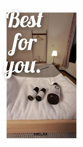 Summer - Best for you. 
將最美好的時光給你。
如果你對到府服務有疑慮，歡迎來我的工作室，明亮舒適，還有飲品招待，趕快來放鬆一下..